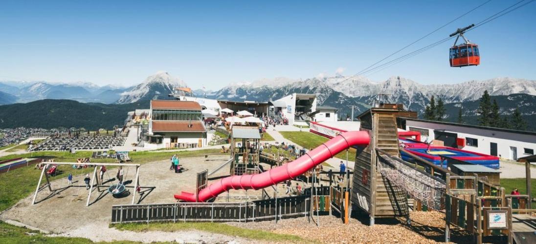 The Seefeld Retreat - Family Friendly - Mountain Views Apartment